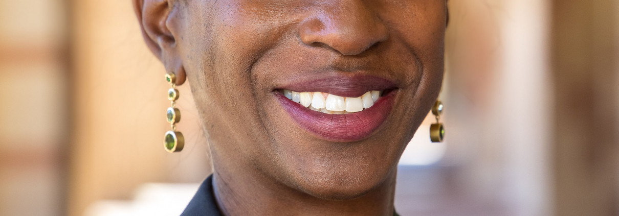 Headshot of Tracy Johnson