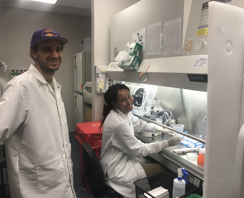 Amelie in TC 2019 (002) Students in lab
